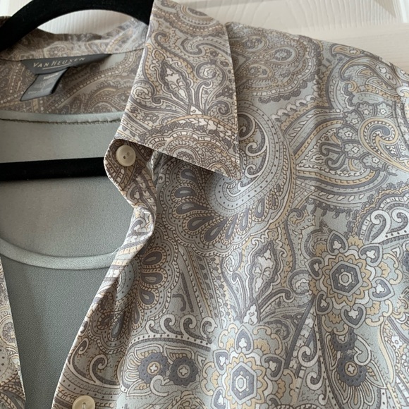 2 piece paisley blouse and coordinating tank top - Picture 2 of 6